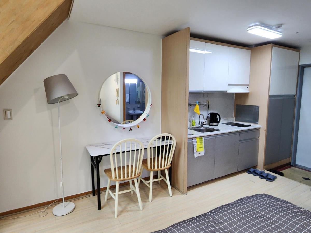 Jsm Studio Hongdae Szöul Kültér fotó
